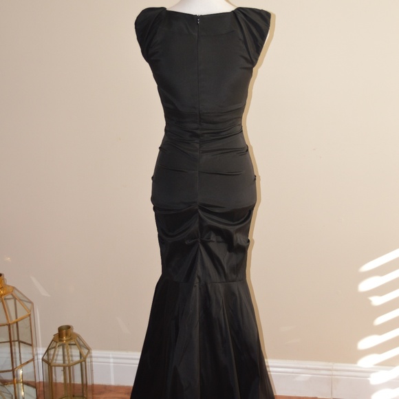 Xscape Black Mermaid Formal Dress 4 - Picture 5 of 7